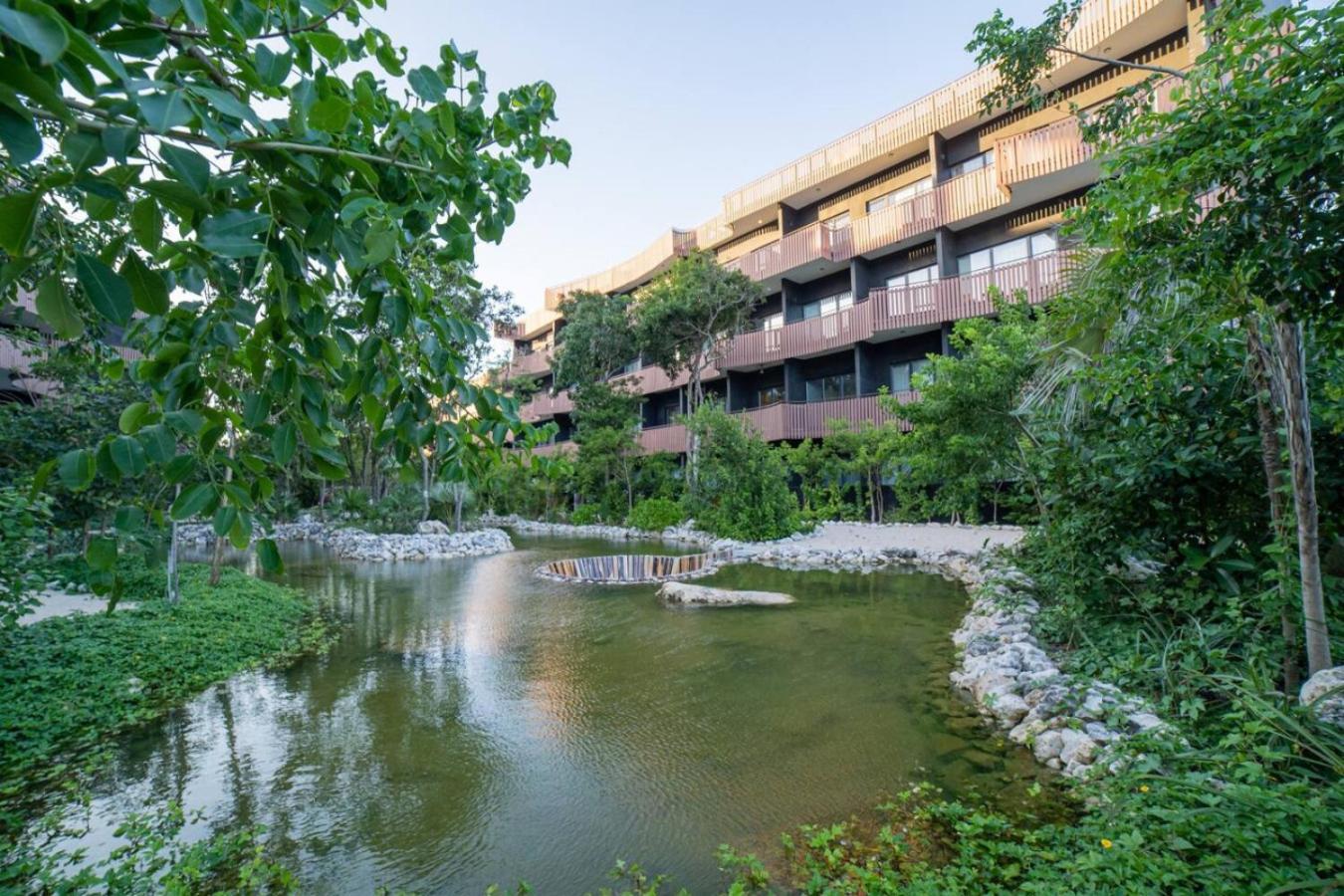 1 Bedroom Comfortable In Amira District Apartment