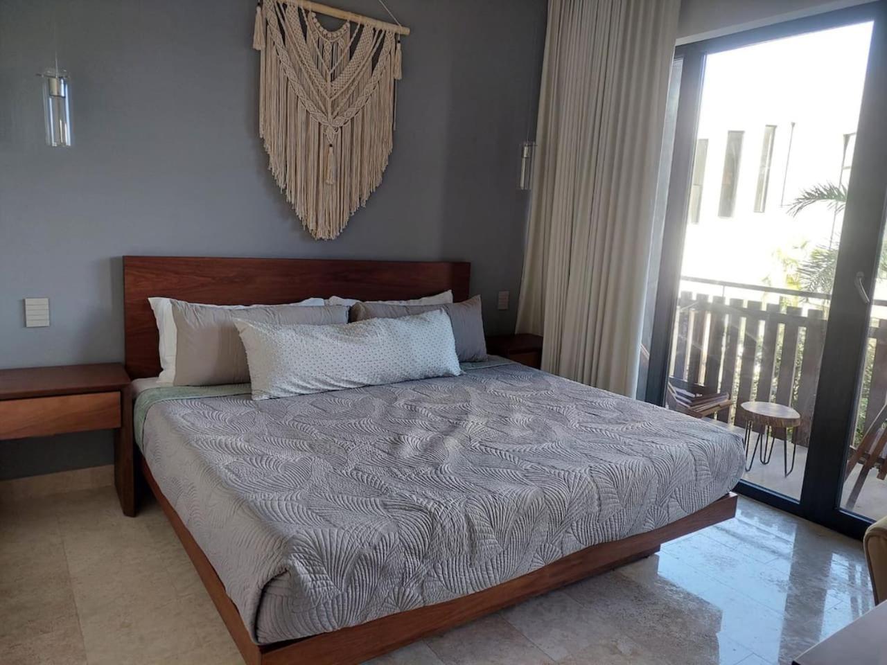 1 Bedroom Comfortable In Amira District Apartment *